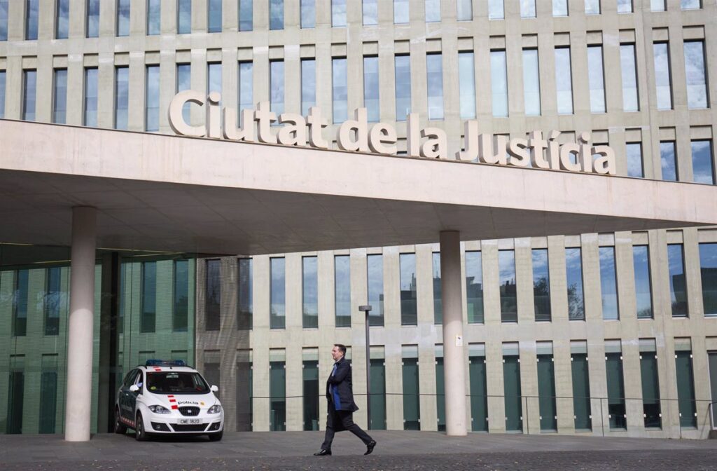 La Ciudad De La Justicia De Barcelona Recibe A 1.801 Personas El Primer Día De Actividad Ordinaria